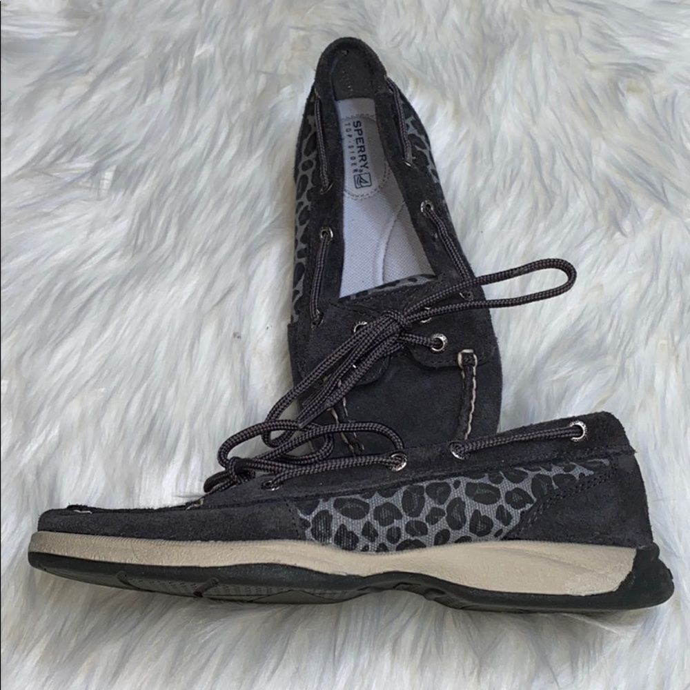 Women’s Sperrys size 5.5